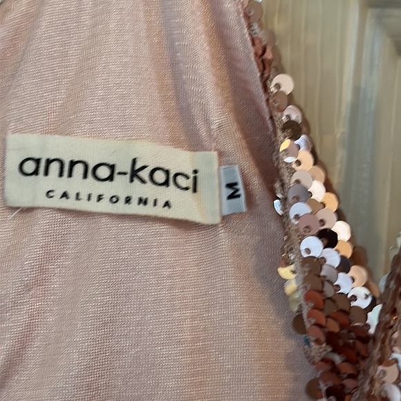 Pink sequin top M - sleeveless / spaghetti straps - Picture 4 of 7